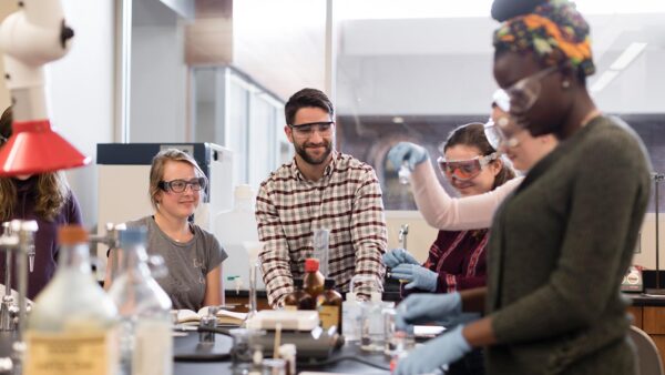 St. Scholastica chemistry students in a lab