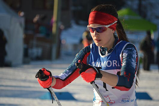 Mia Zutter skiing at Canmore at the IPC Cross-Country Skiing and Biathlon World Cup